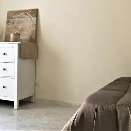 Makefemmina Guest house